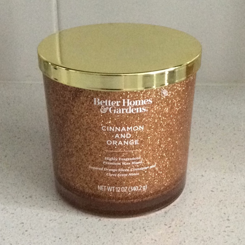 Scented candle